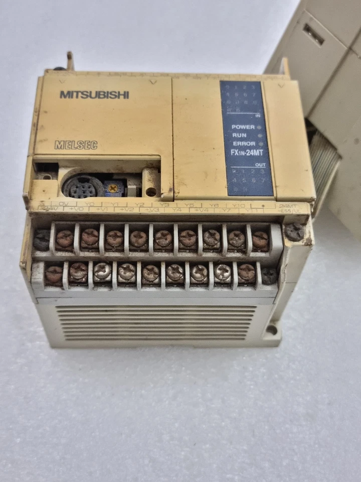 Mitsubishi FX1n-24MT-ESS/UL Programmable Controller With FX2n-1HC Module (Used)